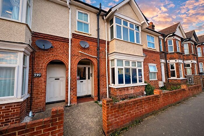 1 Bedroom Studio To Rent In High Town Road, Luton, Bedfordshire, LU2