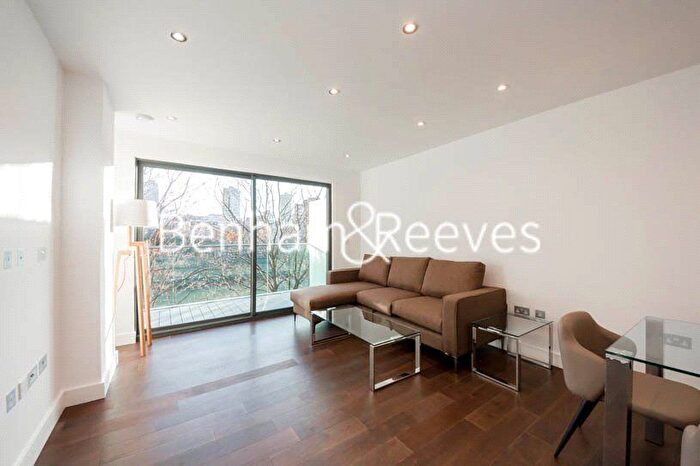 2 Bedroom Property To Rent In Paton Street, London, EC1V