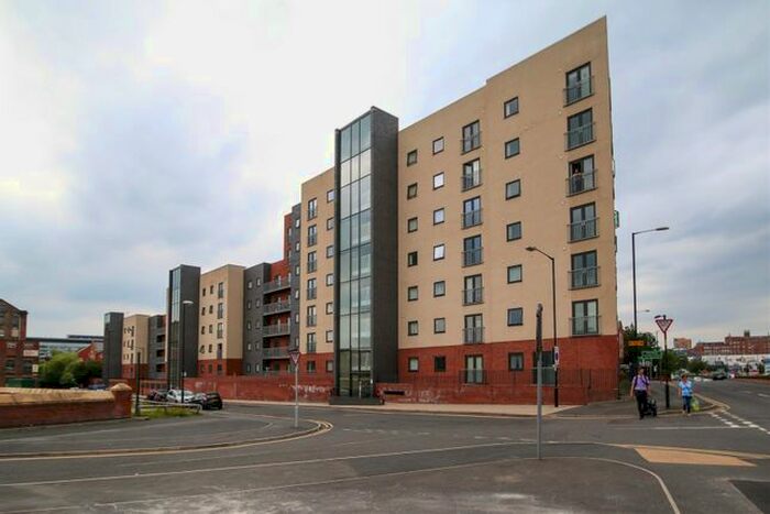 2 Bedroom Flat To Rent In Quantum, Chapeltown Street, Manchester, Bj., M1
