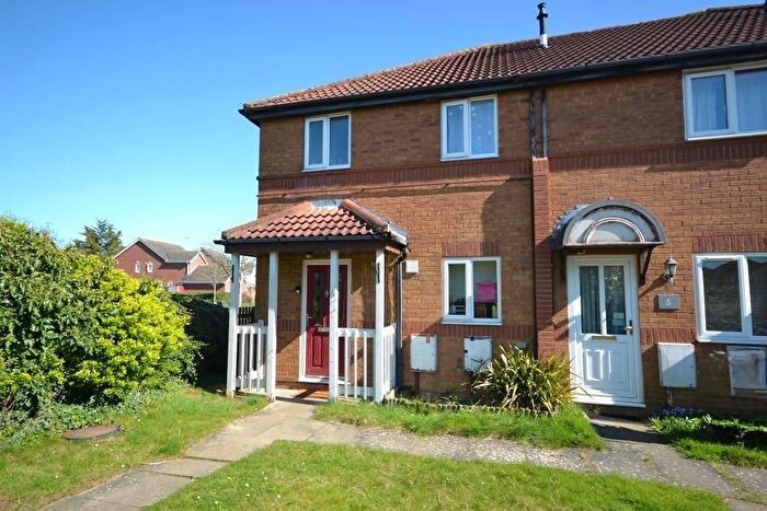 3 Bedroom End Terrace House For Sale In Pipston Green, Kents Hill, Milton Keynes, Buckinghamshire, MK7