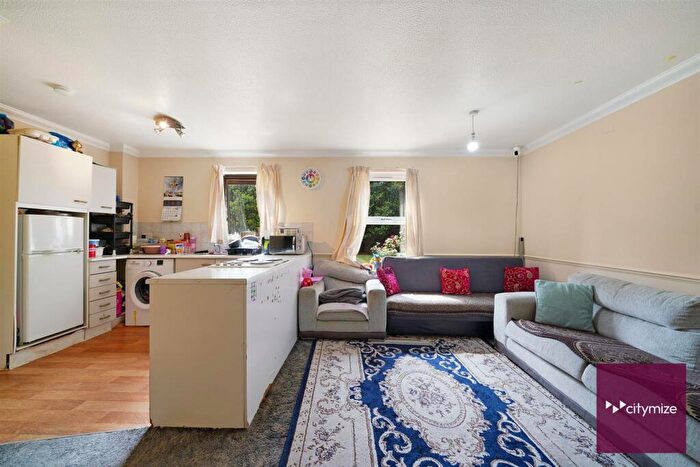1 Bedroom Flat For Sale In Vicarage Lane, London, E6