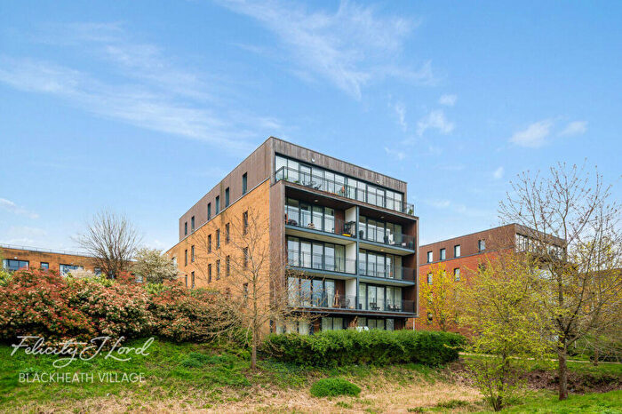 2 Bedroom Apartment For Sale In Meadowside, London, SE9