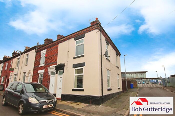 2 Bedroom Terraced House For Sale In Chapel Street, Bucknall. Stoke-On-Trent, ST2
