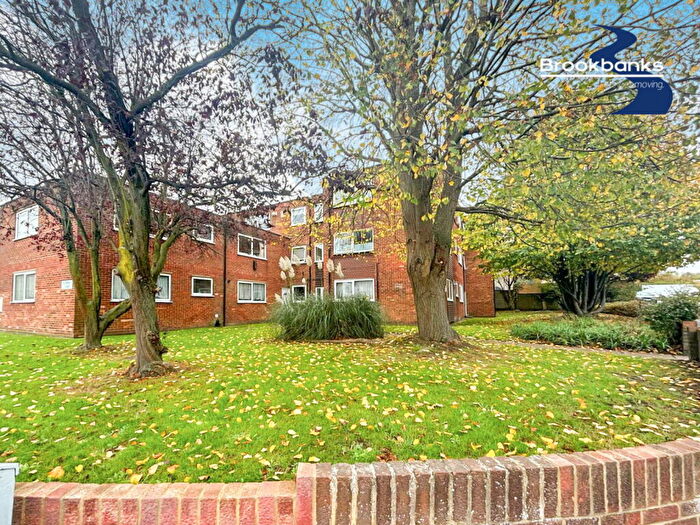 2 Bedroom Flat For Sale In Robina Court, London Road, Swanley, BR8