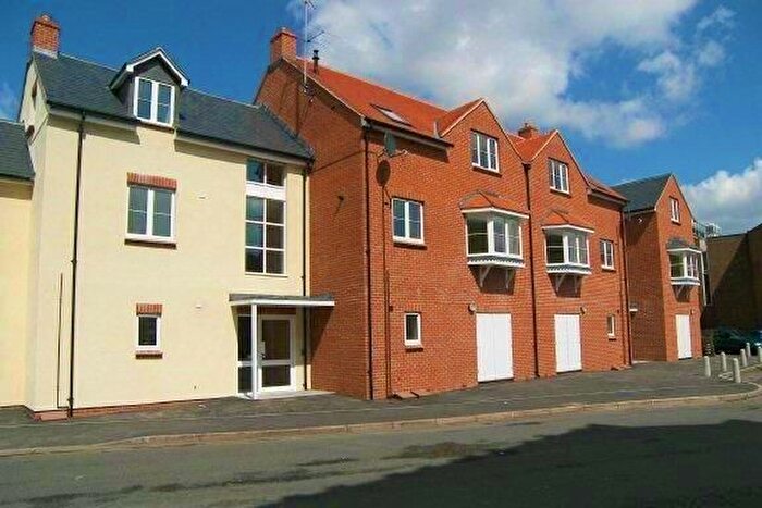 3 Bedroom Flat To Rent In Waterloo Court, Andover, SP10