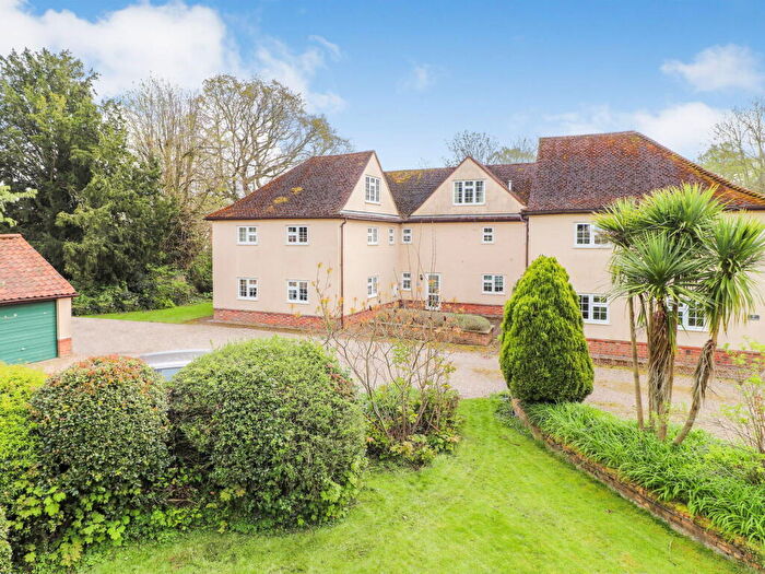 3 Bedroom Town House To Rent In The Street, Walberswick, Southwold, IP18