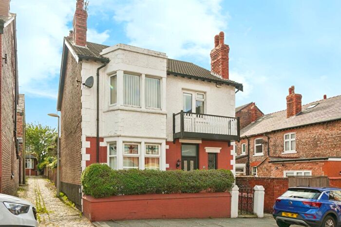 4 Bedroom Detached House For Sale In Cavendish Road, Wallasey, CH45