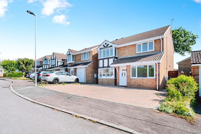 5 Bedroom Detached House For Sale In The Worthys, Bradley Stoke, Bristol, BS32