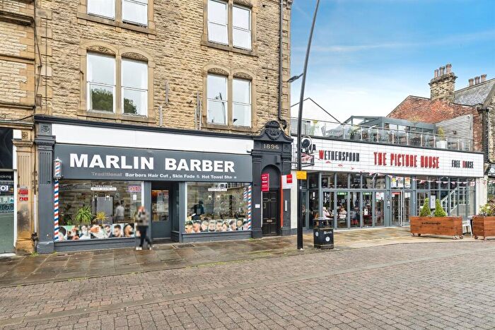1 Bedroom Apartment For Sale In Queen Street, Morley, Leeds, LS27