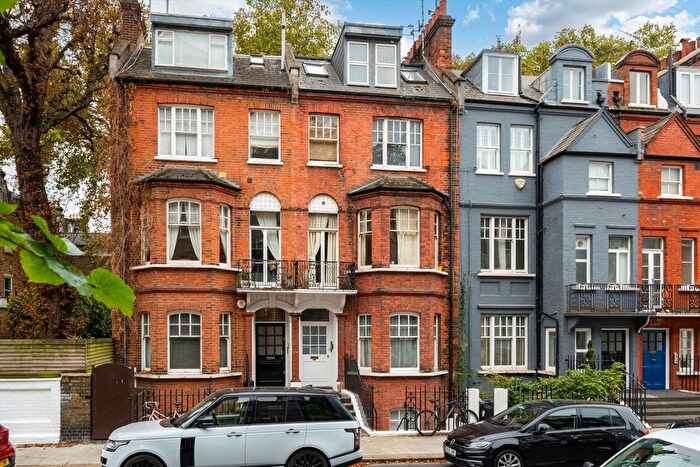 1 Bedroom Flat To Rent In Avonmore Road, West Kensington, W14