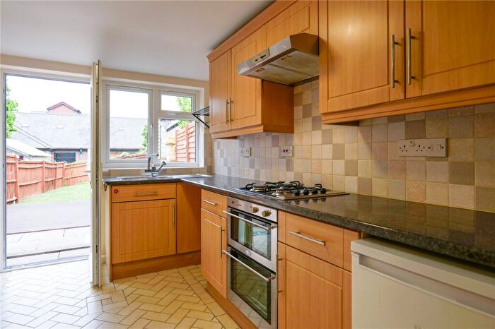 3 Bedroom End Of Terrace House To Rent In Chester Street, Reading, Berkshire, RG30