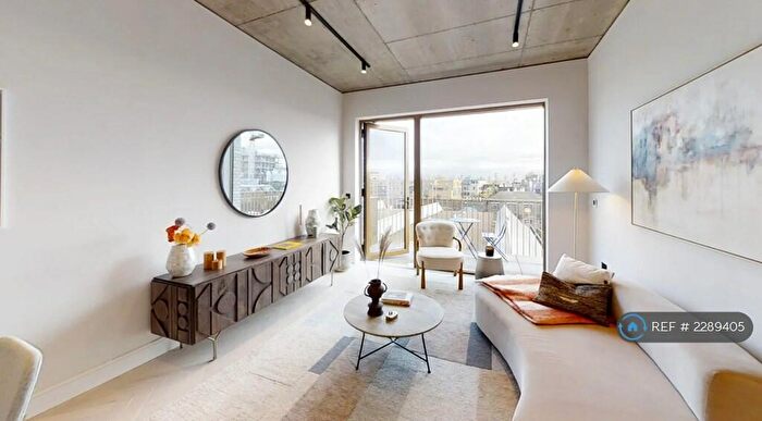 2 Bedroom Flat To Rent In London, London, E8