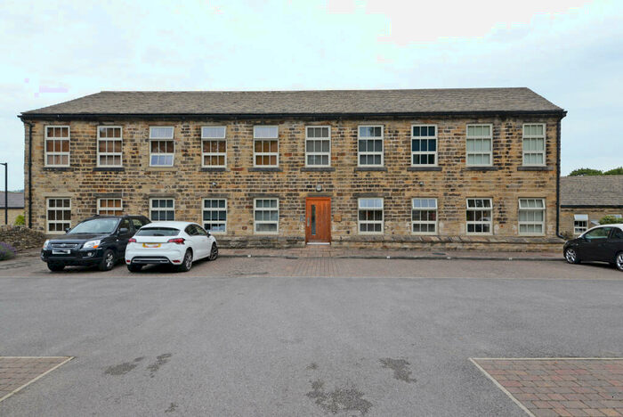 2 Bedroom Flat To Rent In Redding Mill, Steeton, BD20