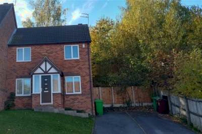 2 Bedroom House To Rent In Astley Drive, Nottingham, NG3