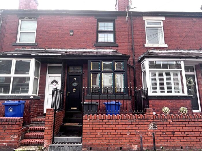 2 Bedroom Terraced House To Rent In Oxford Road, Newcastle, ST5