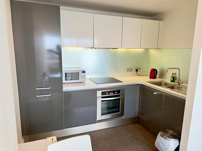 2 Bedroom Apartment To Rent In One Park West, Strand Street, Liverpool, L1