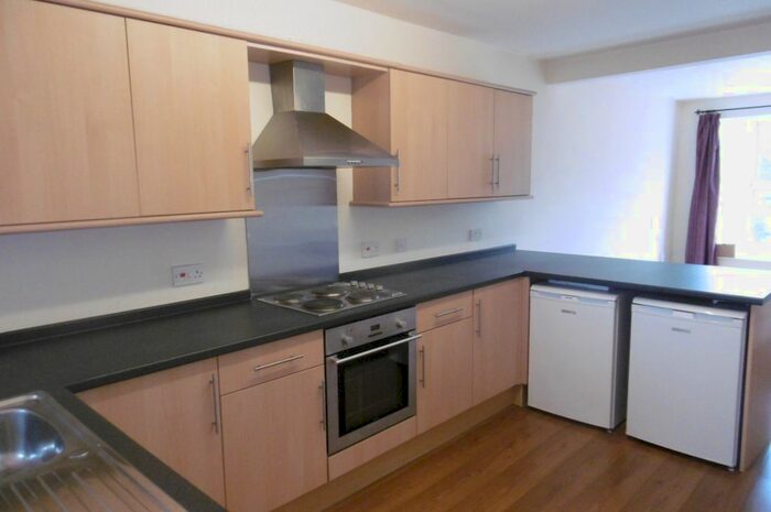 1 Bedroom Flat To Rent In Wollaton Road, Beeston, NG9