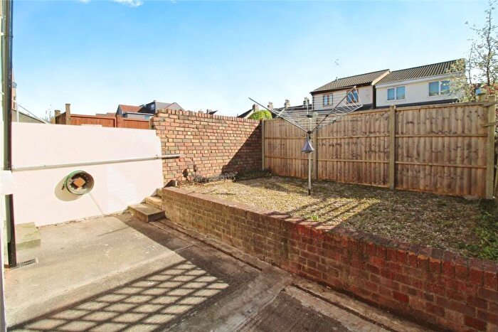 2 Bedroom Apartment To Rent In Coronation Road, Southville, Bristol, BS3