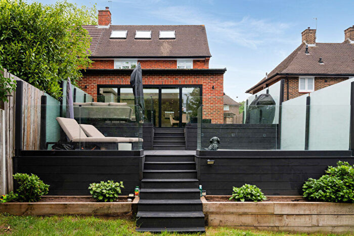 3 Bedroom Semi-Detached House For Sale In Parkwood View, Banstead, SM7