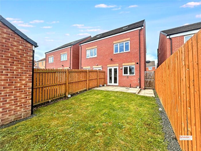 3 Bedroom Semi-Detached House For Sale In Dalby Way, Stanley, DH9