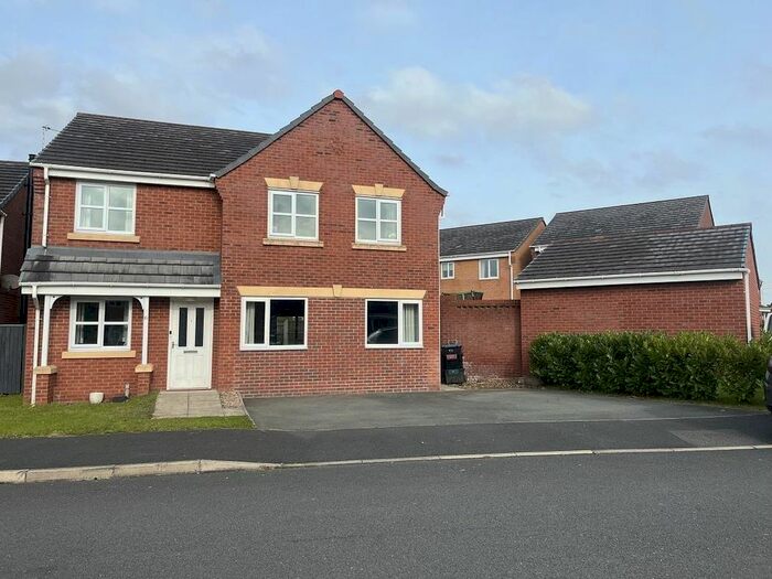 4 Bedroom Detached House For Sale In Gorse Close, Ruabon, Wrexham, LL14