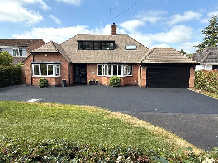 5 Bedroom Detached House For Sale In Henley Road, Ullenhall, Henley-in-Arden, B95