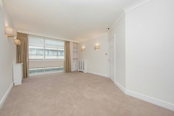 1 Bedroom Flat To Rent In George Street, London, W1U