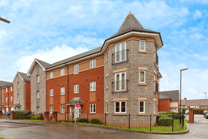 2 Bedroom Flat For Sale In Latimer Close, Brislington, Bristol, BS4