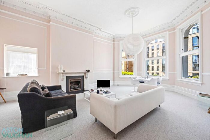 2 Bedroom Flat To Rent In Second Avenue, Hove, BN3