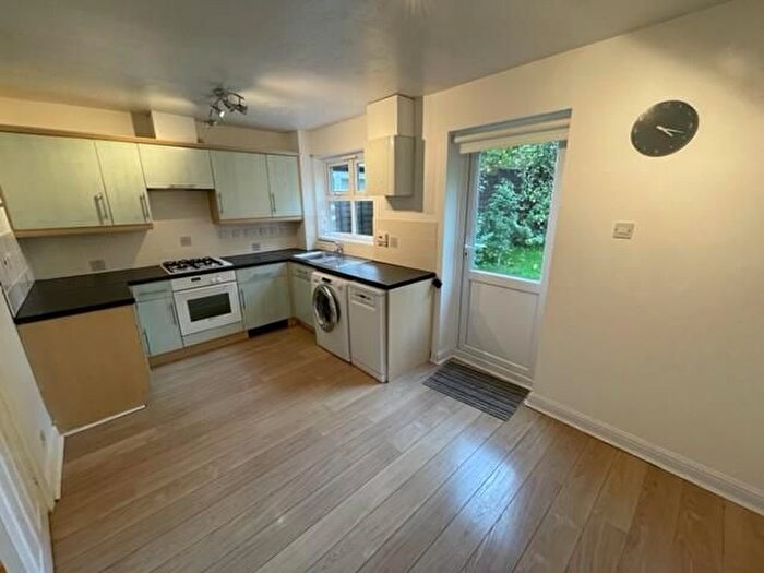 4 Bedroom Property To Rent In Reynolds Way, St Andrews Ridge, Swindon, SN25