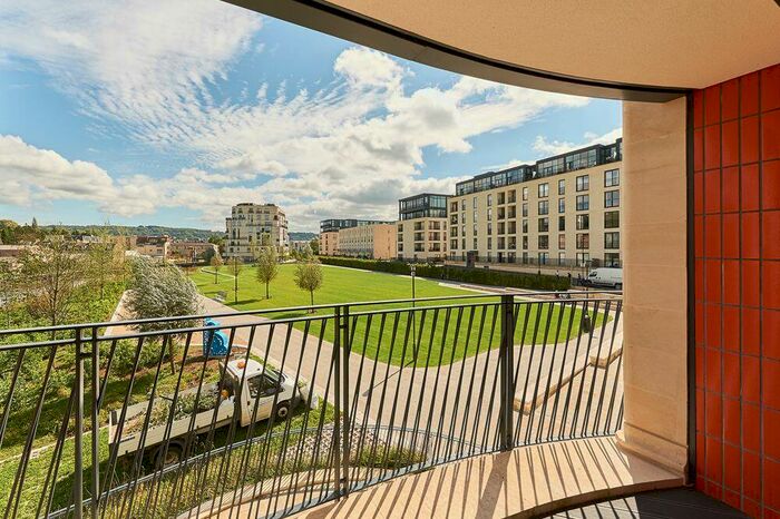 2 Bedroom Apartment To Rent In Sovereign Point, Midland Road, Bath, BA2