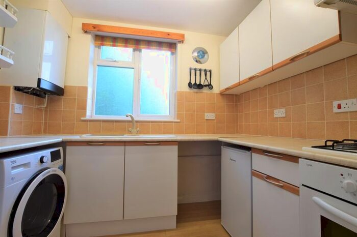 1 Bedroom Maisonette To Rent In Woodstock Road, Yarnton, Kidlington OX5