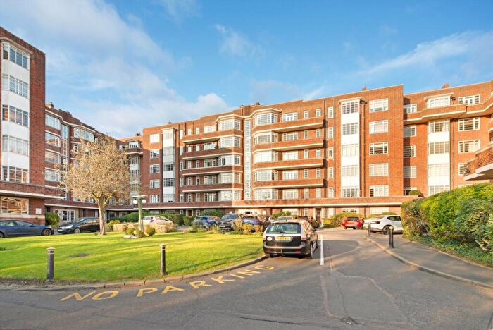 2 Bedroom Flat For Sale In Belsize Avenue, Belsize Park, NW3