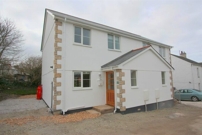 2 Bedroom Semi-Detached House To Rent In Trencreek Lane, Trencreek, Newquay, TR8