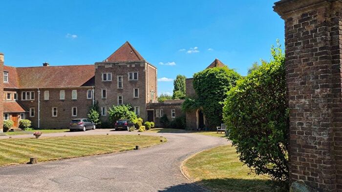 4 Bedroom End Of Terrace House For Sale In Little Horwood Manor, Little Horwood, MK17