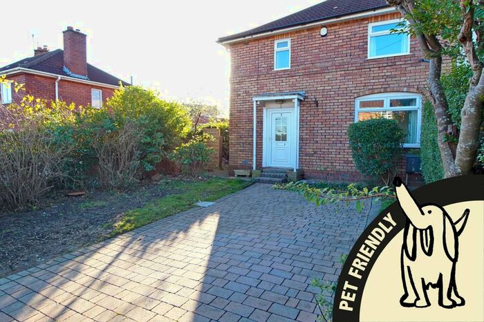 3 Bedroom Semi-Detached House To Rent In Buxton Walk, Horfield, Bristol, BS7