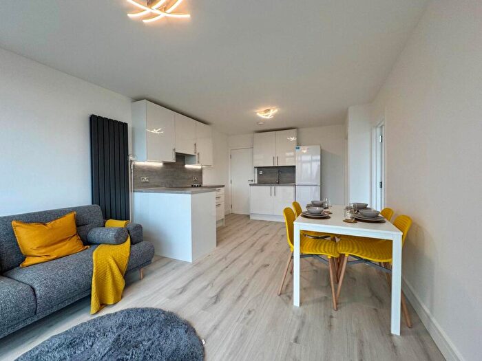 2 Bedroom Flat For Sale In Caroline Court, Stanmore, HA7