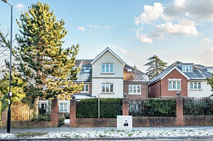 2 Bedroom Flat For Sale In Pampisford Road, South Croydon/Purley Borders, CR2