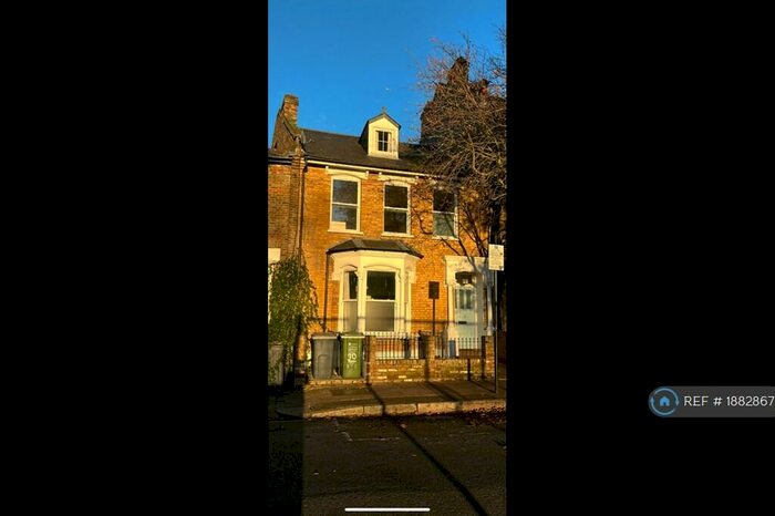 4 Bedroom Maisonette To Rent In Marriott Road, London, N4