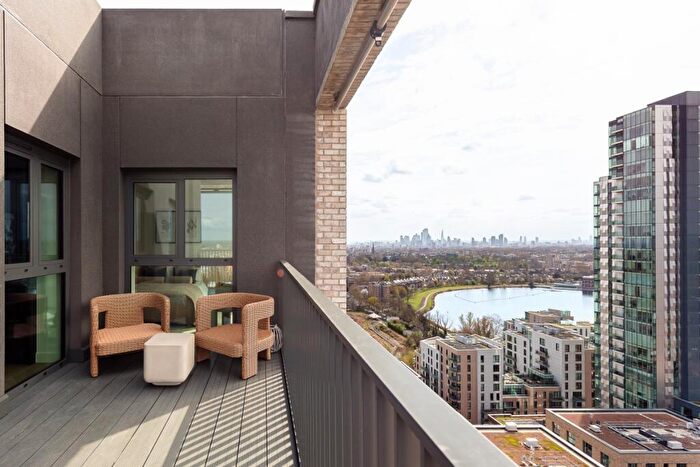2 Bedroom Apartment For Sale In Dragonfly Walk London, N4