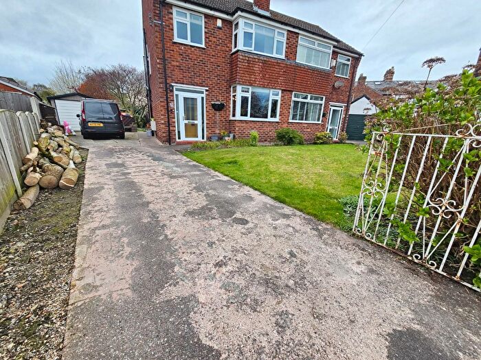 3 Bedroom Semi Detached House For Sale In Boundary Grove, Sale, M33