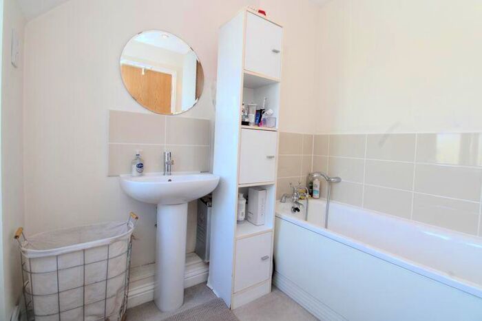 2 Bedroom Flat For Sale In Conder Boulevard, New Cardington, MK42