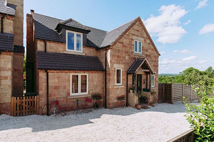 3 Bedroom Detached House For Sale In The Crescent, Horsley Woodhouse, DE7