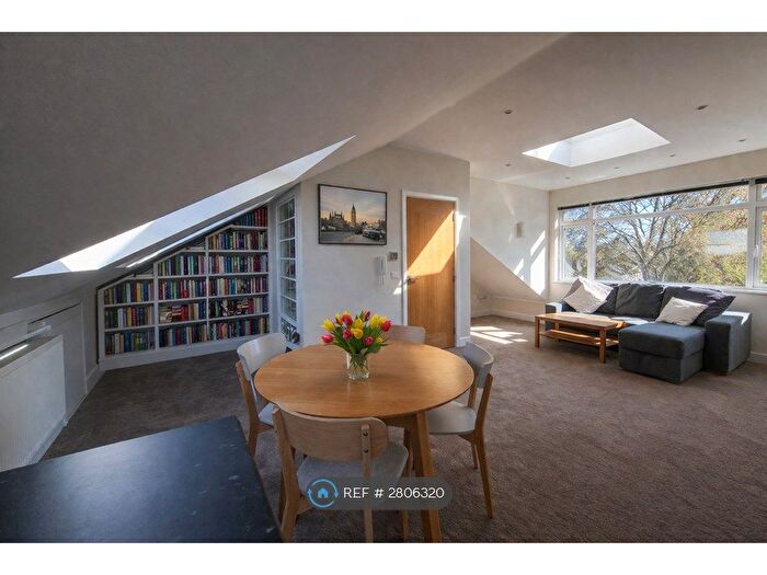 3 Bedroom Flat To Rent In Old London Road, Kingston Upon Thames, KT2