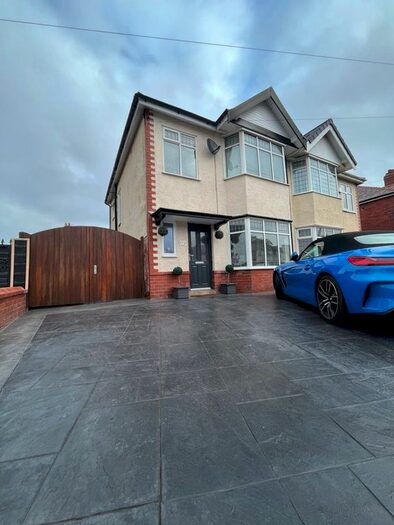 3 Bedroom Semi-Detached House To Rent In Warley Road, Blackpool, Lancashire, FY1