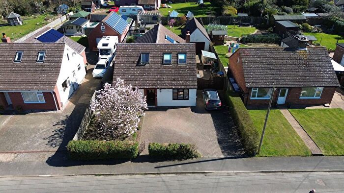 4 Bedroom Detached Bungalow For Sale In Southfield Drive, Leiston, IP16