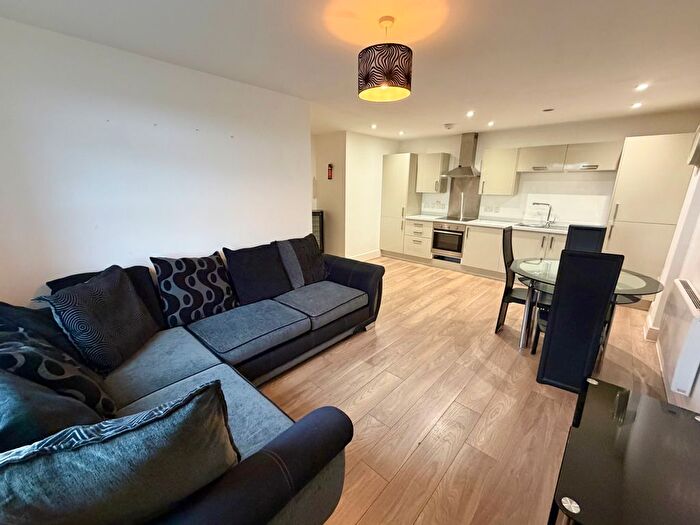 2 Bedroom Flat For Sale In London Road, Blackwater, GU17