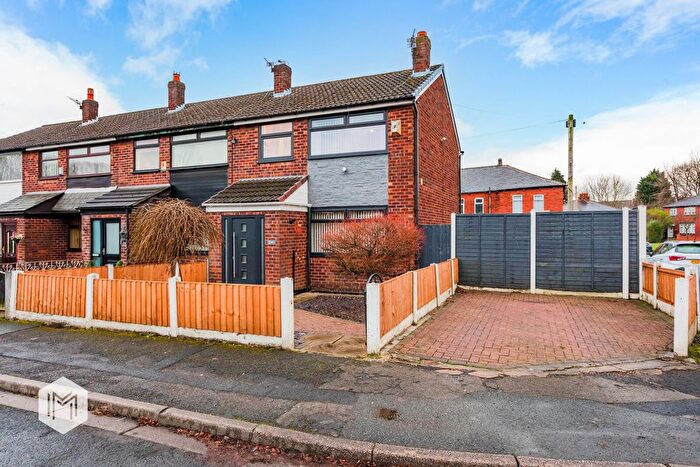 3 Bedroom End Of Terrace House For Sale In Osbourne Close, Farnworth, Bolton, Greater Manchester, BL4