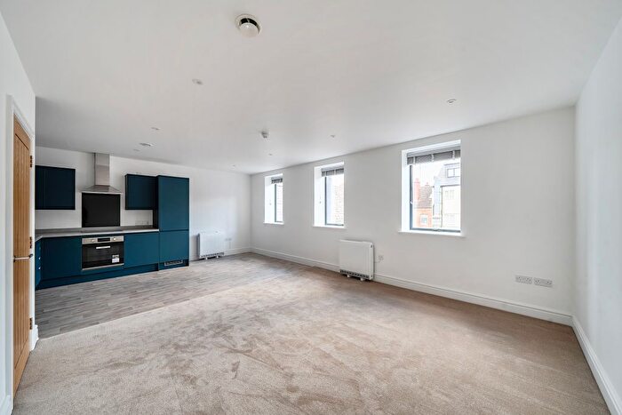 2 Bedroom Flat To Rent In Southgate Street, Gloucester, GL1
