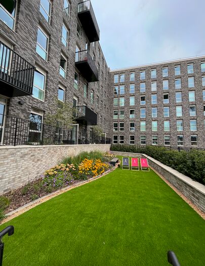 2 Bedroom Flat To Rent In Islington Stree, Salford, Manchester, M3